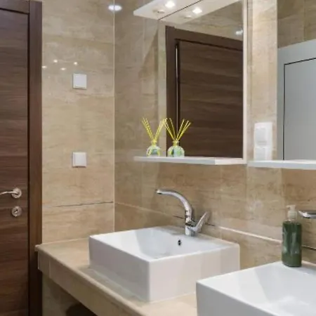 Free Bird - Bed In Five Bed Mixed 4 * Dubrovnik